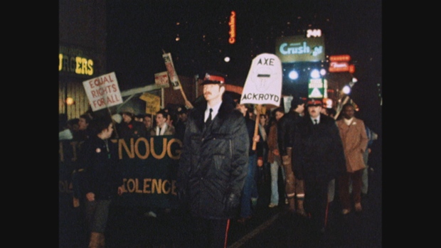 bathhouse-raids-protest