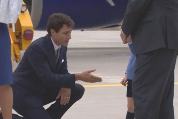 prince-george-leaves-canada-prime-minister-hanging-2