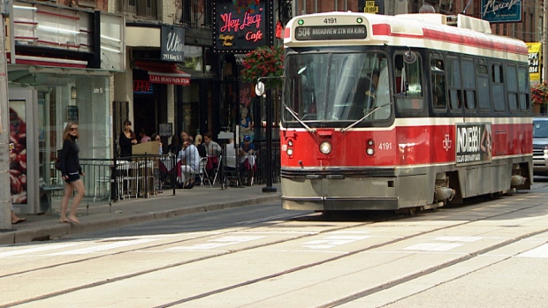 dedicated-streetcar-lane-on-parts-of-king