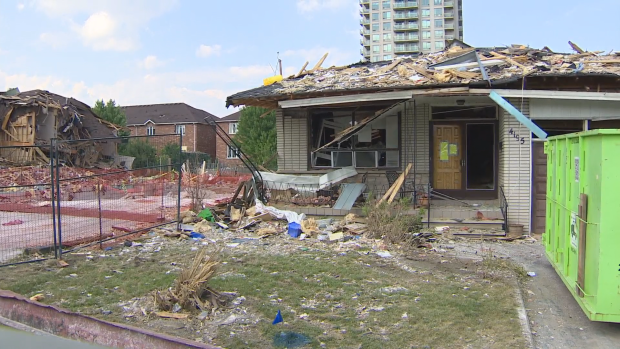 mississauga-explosion