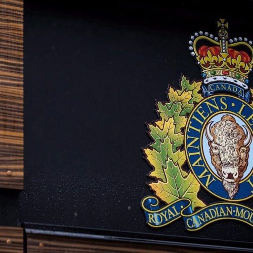 RCMP ОБВИНЯЕТ ДВУХ ЖИТЕЛЕЙ ТОРОНТО В ХИЩЕНИИ МИЛЛИОНОВ ДОЛЛАРОВ У 600 КАНАДЦЕВ