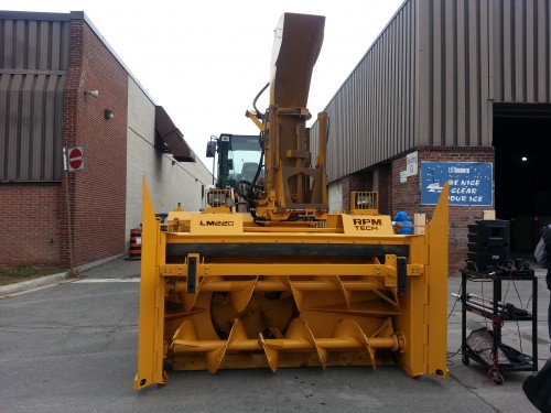 snowblower02-500x375